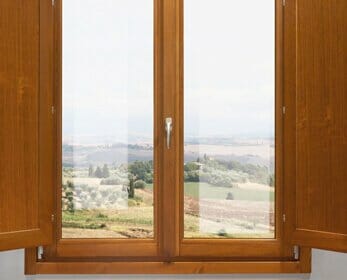 Finestra In Legno - CM L 60 X 60 H Battente - Trattata Con Impregnante Preservante Naturale - Legno Lamellare - Doppio Vetro - Maniglia