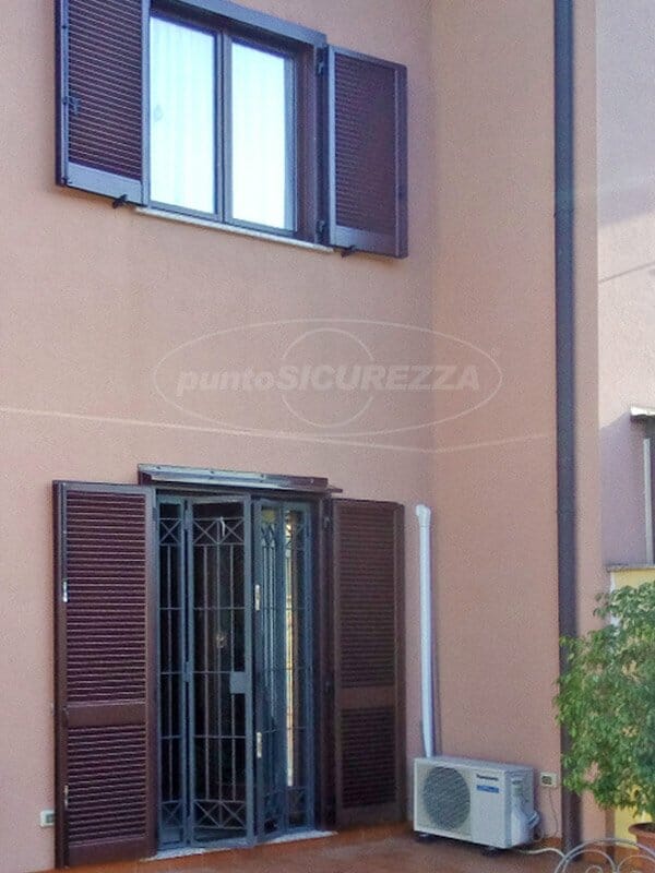 installazione-persiane-alluminio-marrone-monza-punto-sicurezza-casa